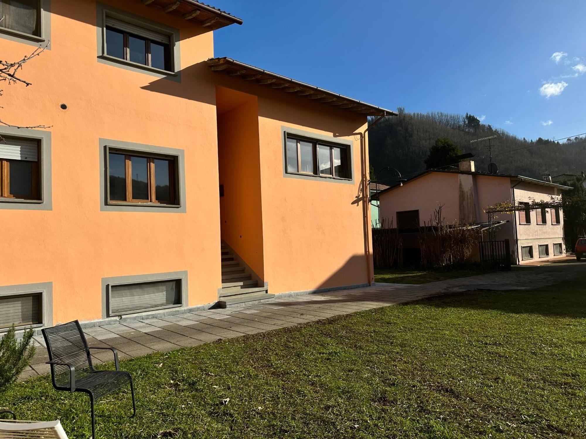 Villa Casa Hydrangea Con Piscina E Giardino à Bagni di Lucca Extérieur photo