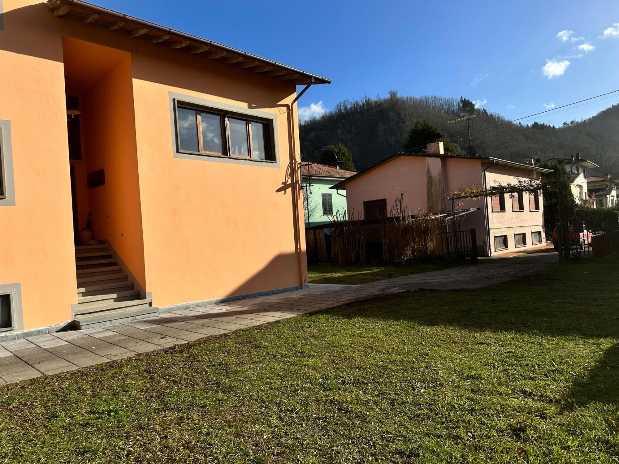 Villa Casa Hydrangea Con Piscina E Giardino à Bagni di Lucca Extérieur photo