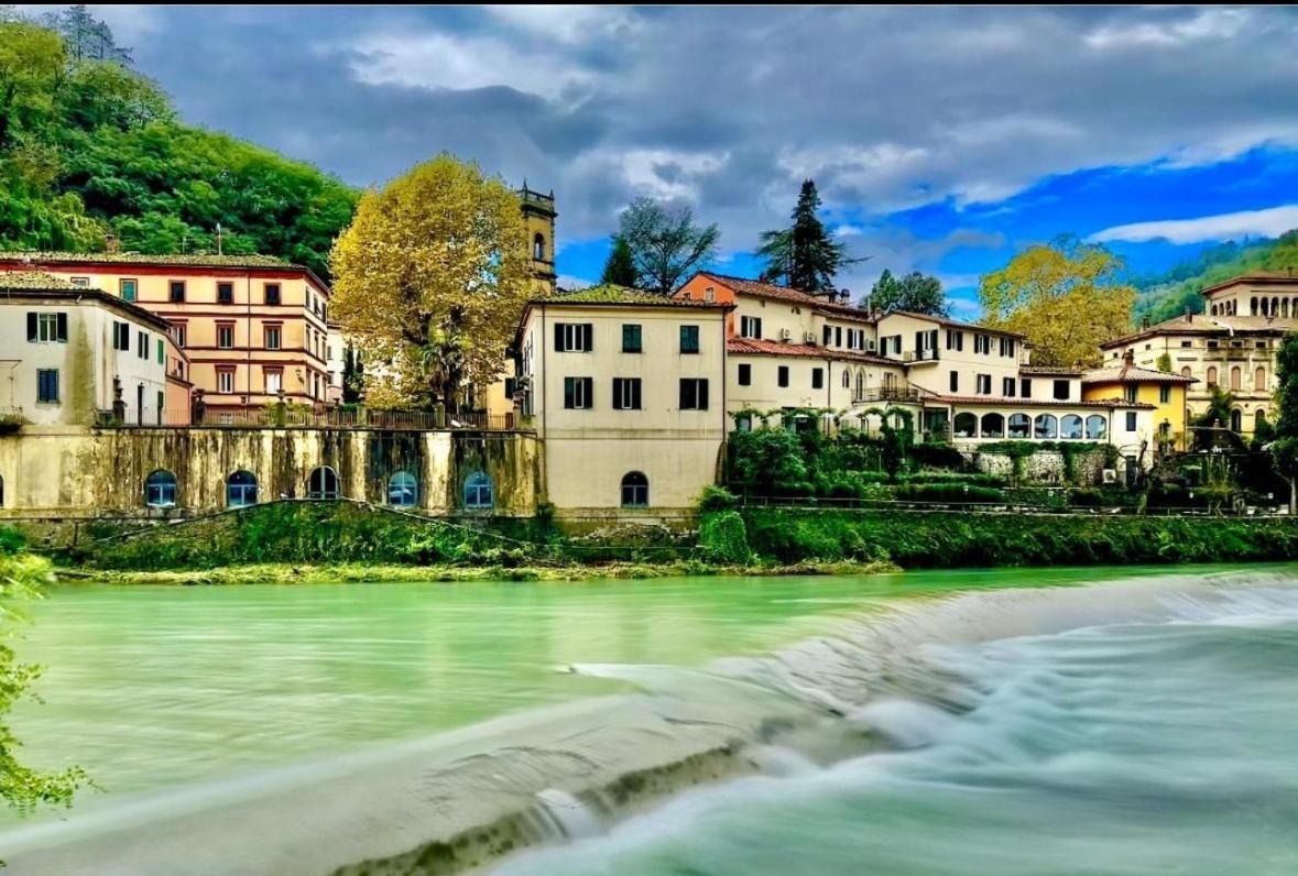 Villa Casa Hydrangea Con Piscina E Giardino à Bagni di Lucca Extérieur photo